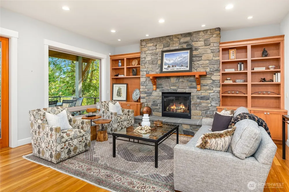 8300 NE Hidden Cove Road Bainbridge Island, WA 98110