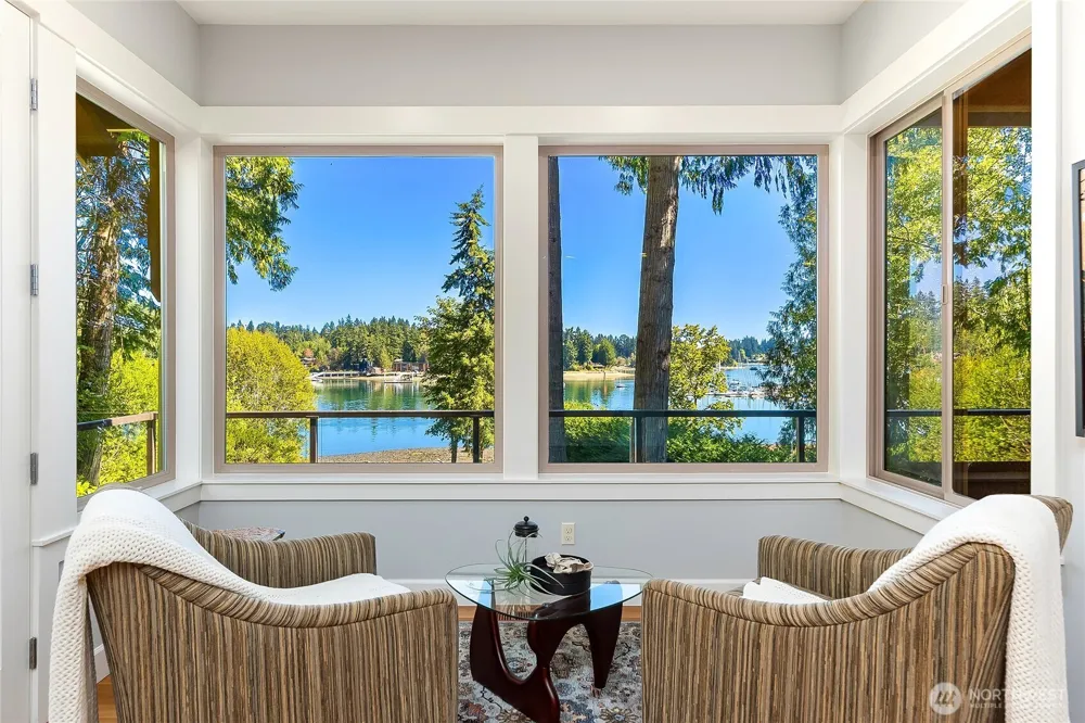 8300 NE Hidden Cove Road Bainbridge Island, WA 98110