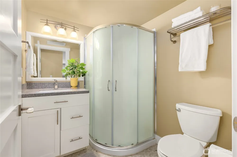 8300 NE Hidden Cove Road Bainbridge Island, WA 98110
