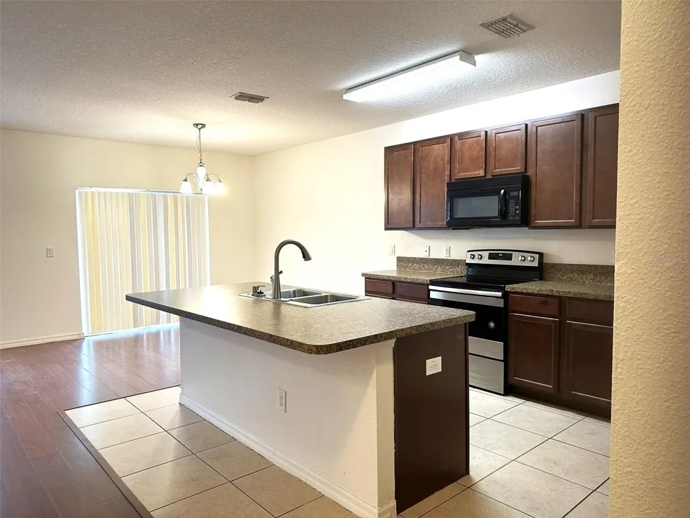 16832 CITRUS PARKWAY Clermont, FL 34714