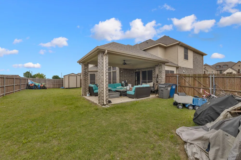 129 Quail Run Road Red Oak, TX 75154