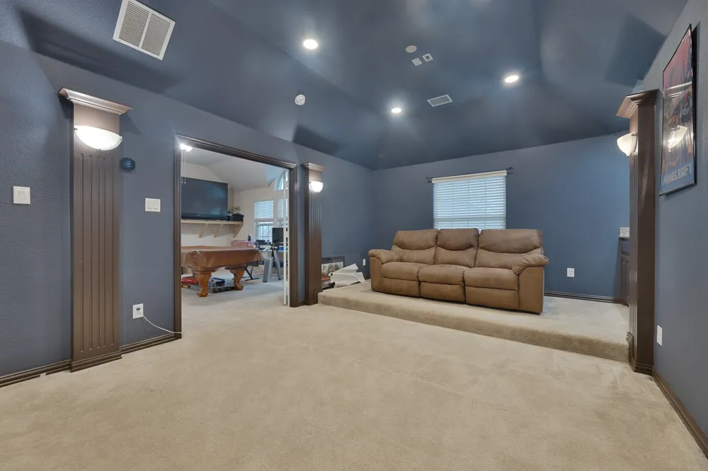 129 Quail Run Road Red Oak, TX 75154