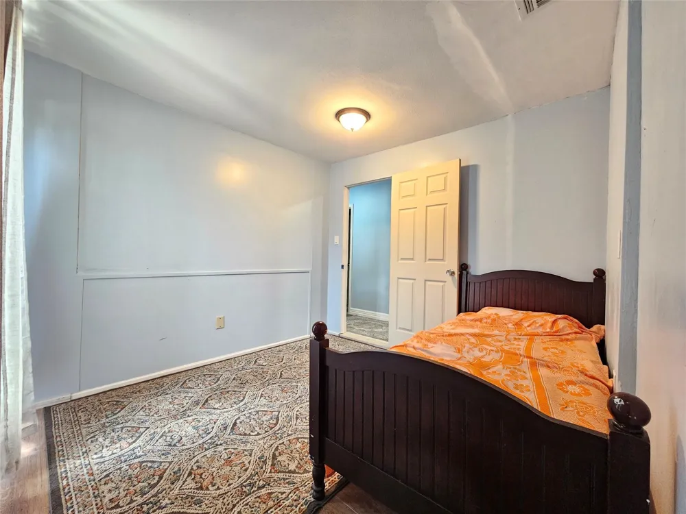 9321 Pagewood Lane Houston, TX 77063