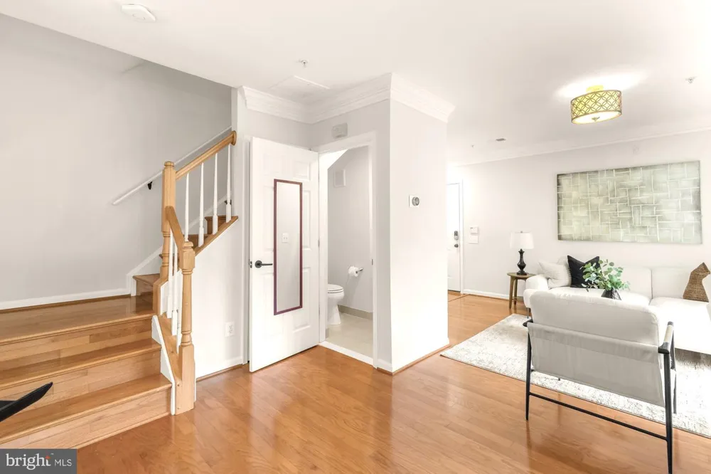 7078 FALLS REACH DRIVE #303 Falls Church, VA 22043