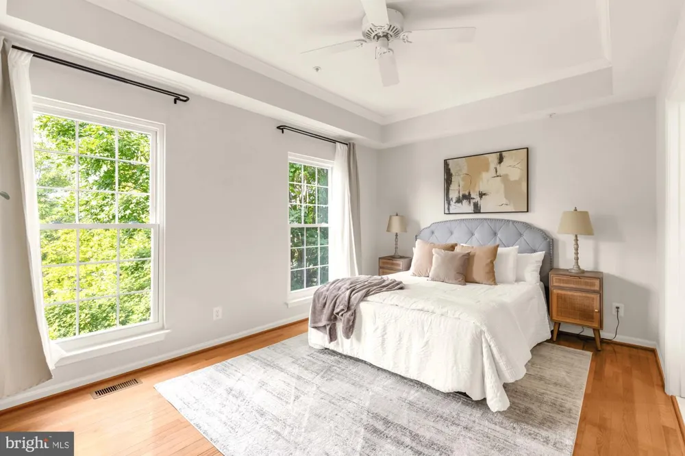 7078 FALLS REACH DRIVE #303 Falls Church, VA 22043