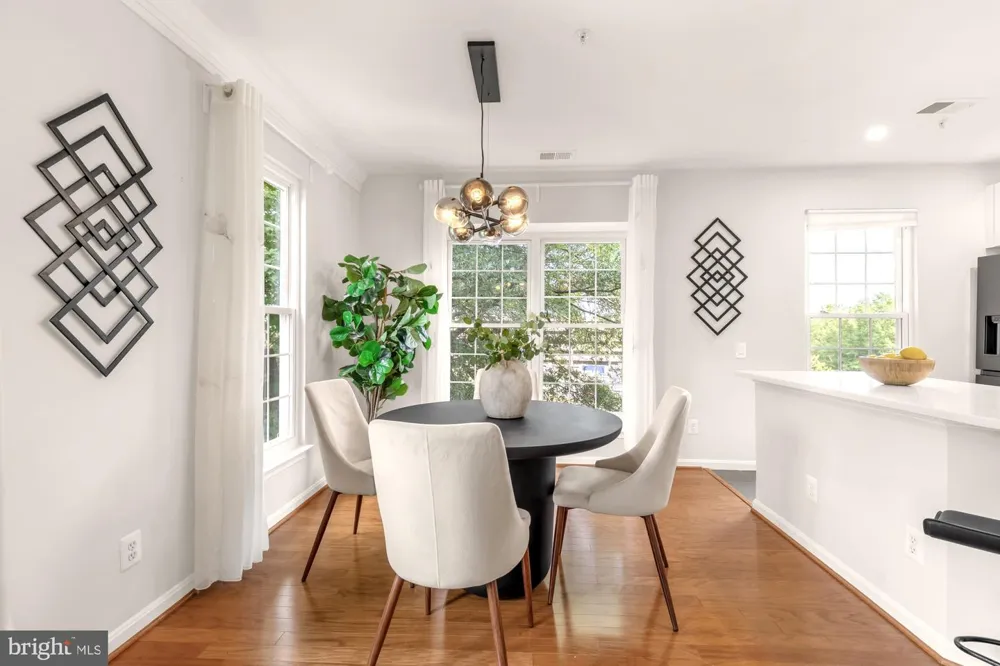 7078 FALLS REACH DRIVE #303 Falls Church, VA 22043