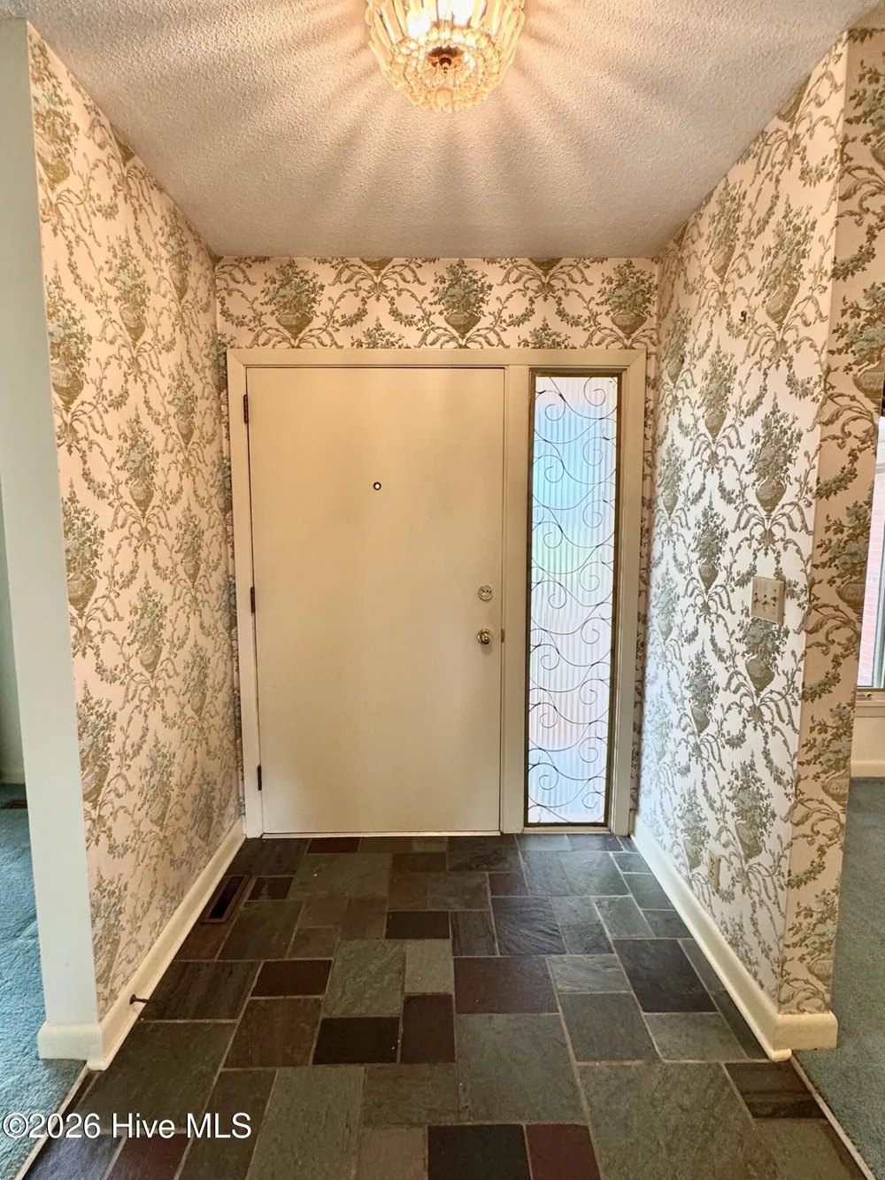 2206 Second Avenue Elizabethtown, NC 28337