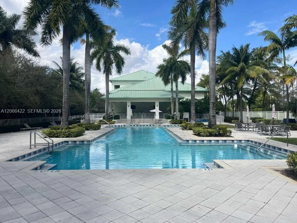5300 NW 87th Ave #307 Doral, FL 33178