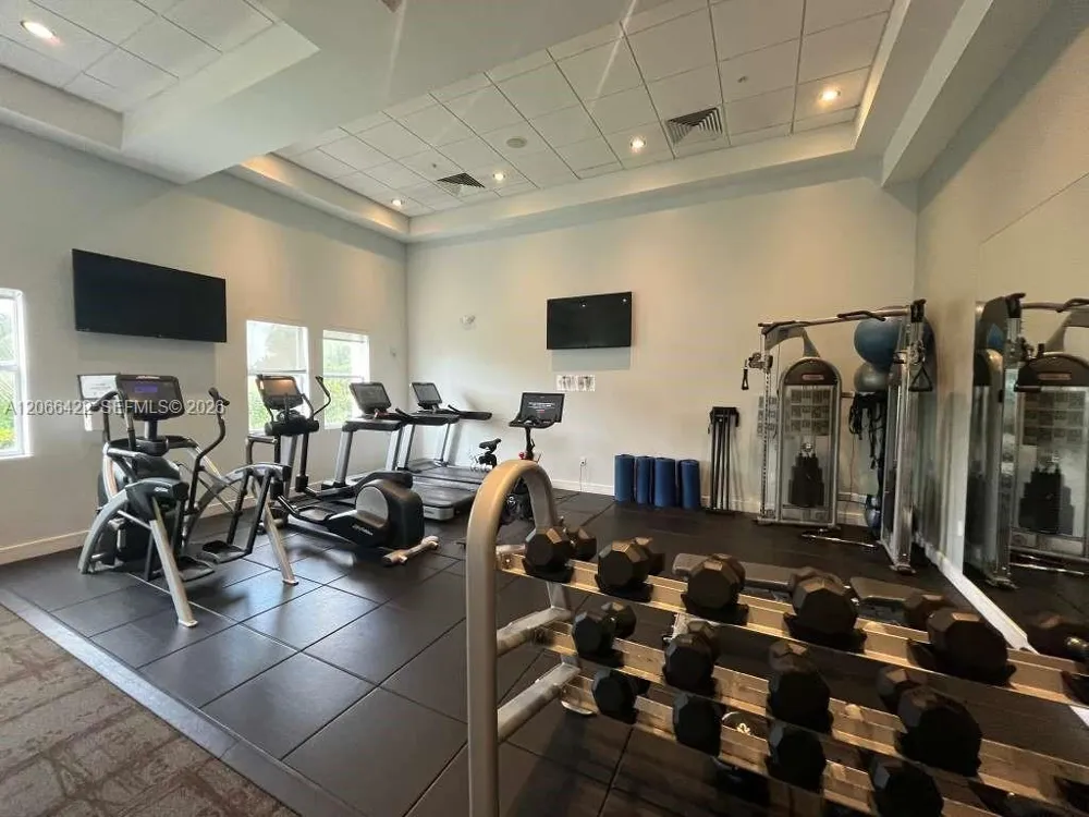 5300 NW 87th Ave #307 Doral, FL 33178