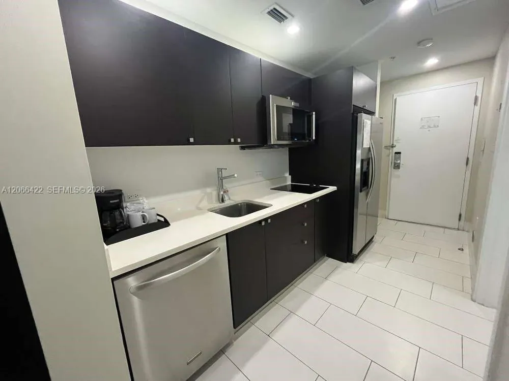 5300 NW 87th Ave #307 Doral, FL 33178