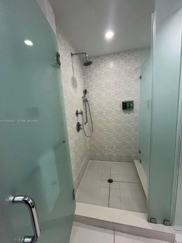 5300 NW 87th Ave #307 Doral, FL 33178