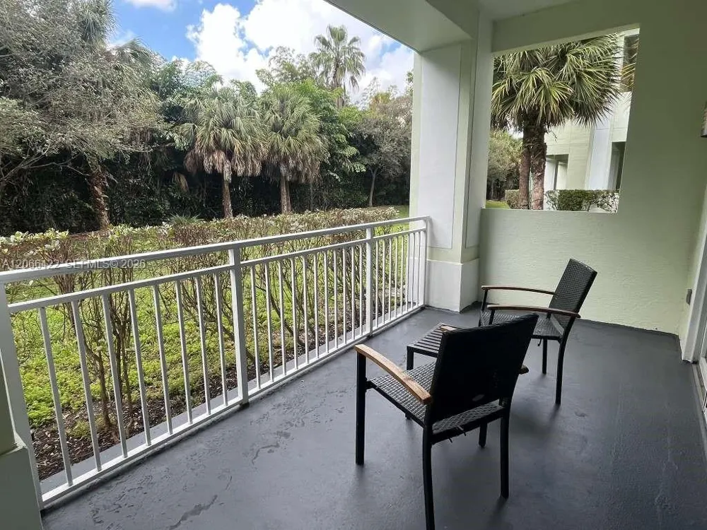 5300 NW 87th Ave #307 Doral, FL 33178