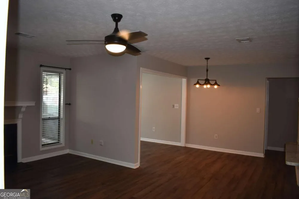 3923 Woodridge WAY Tucker, GA 30084