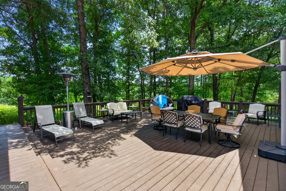 1369 Mobley Bridge RD Hogansville, GA 30230