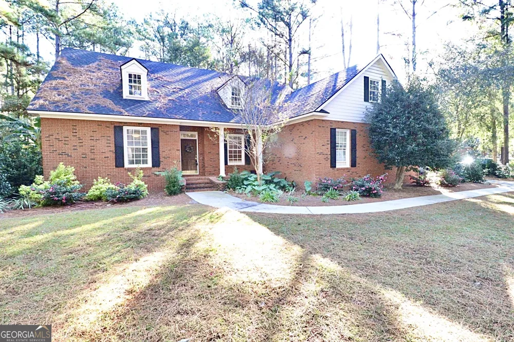 4715 Misty Valley CIR Valdosta, GA 31602