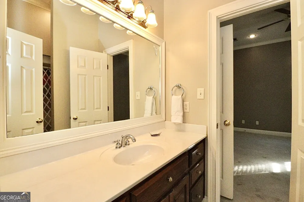 4715 Misty Valley CIR Valdosta, GA 31602