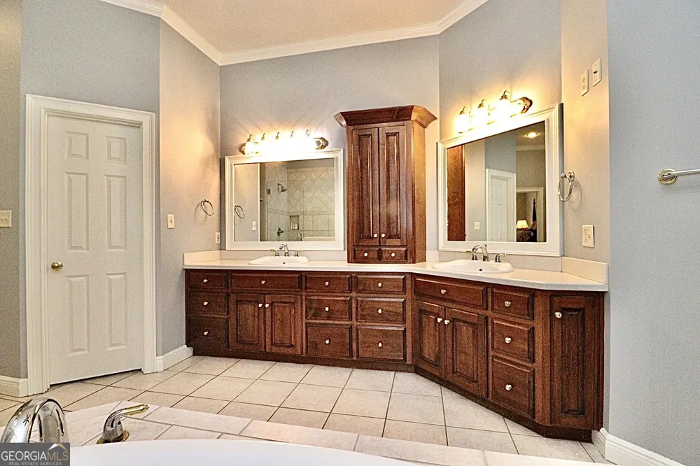 4715 Misty Valley CIR Valdosta, GA 31602