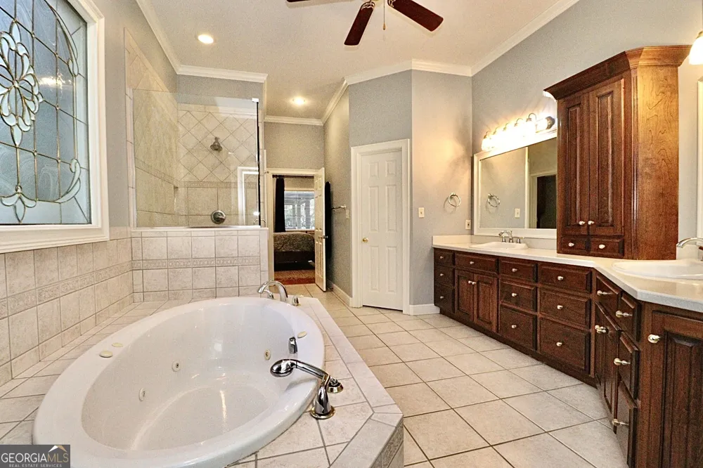 4715 Misty Valley CIR Valdosta, GA 31602