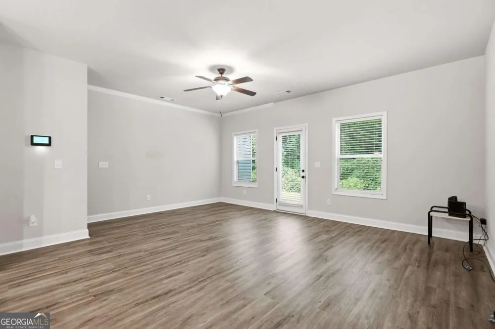 213 Camellia CT Jackson, GA 30233