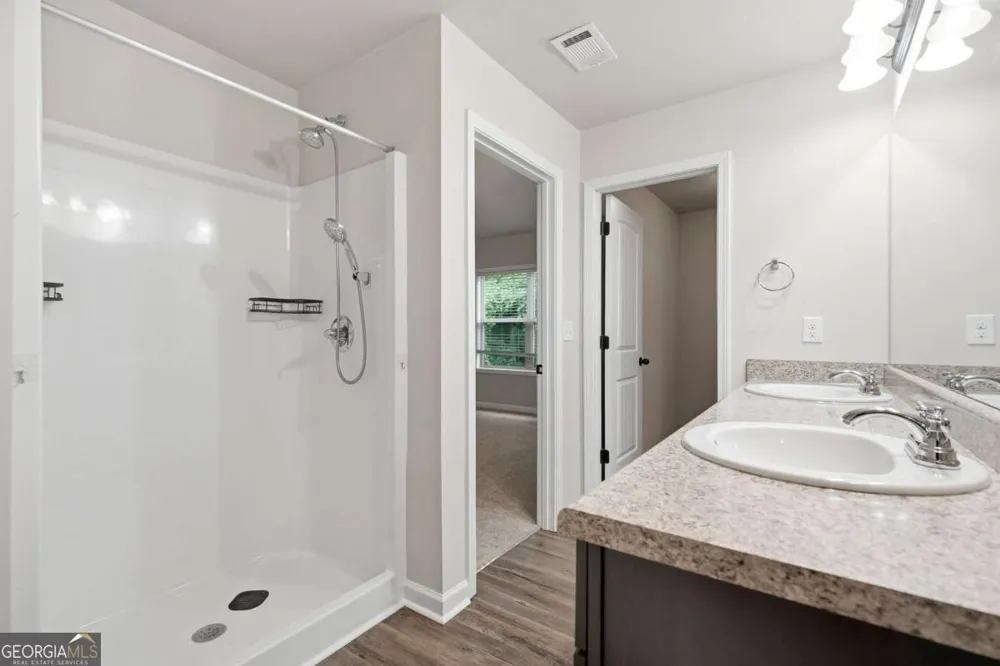 213 Camellia CT Jackson, GA 30233