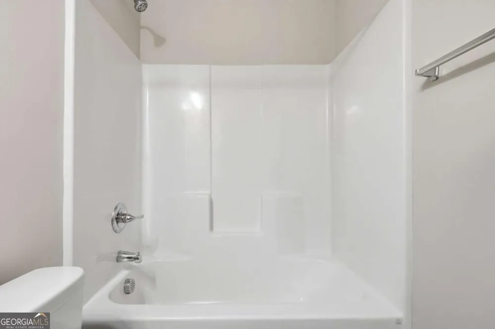 213 Camellia CT Jackson, GA 30233