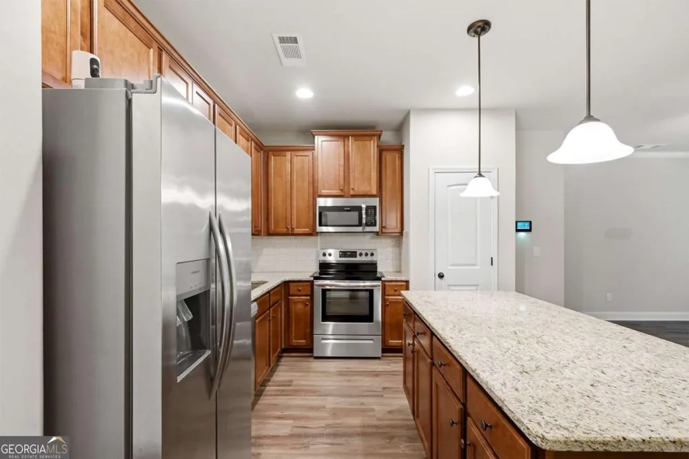 213 Camellia CT Jackson, GA 30233