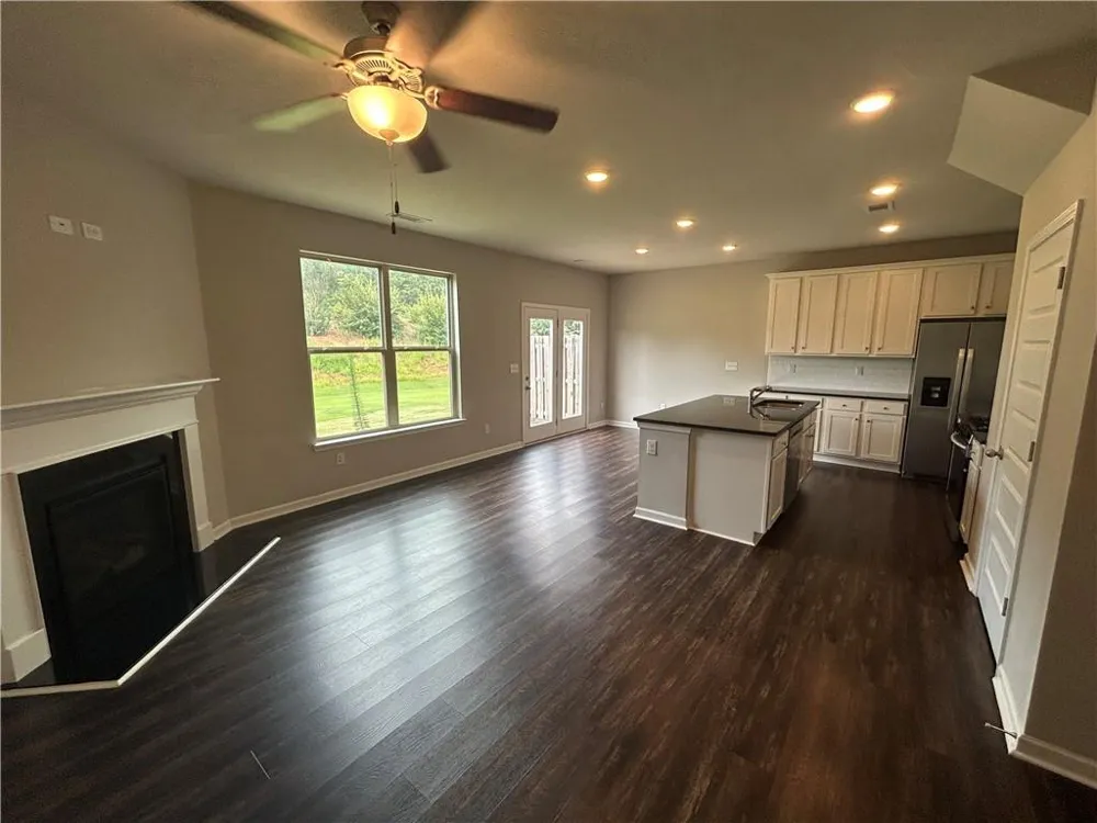 3701 Prospect Point Drive Gillsville, GA 30566
