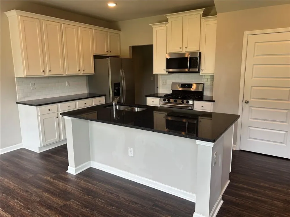 3701 Prospect Point Drive Gillsville, GA 30566