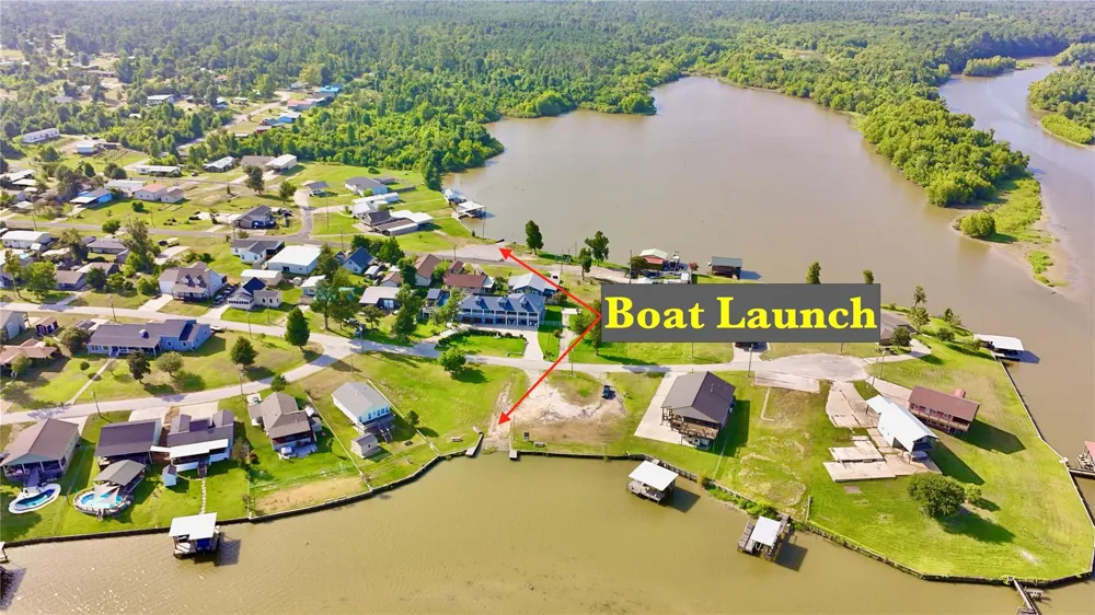 619 Yaupon Cove Drive Onalaska, TX 77360