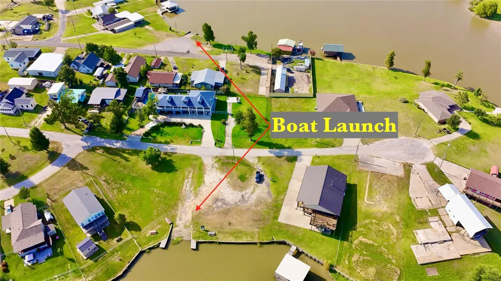 619 Yaupon Cove Drive Onalaska, TX 77360