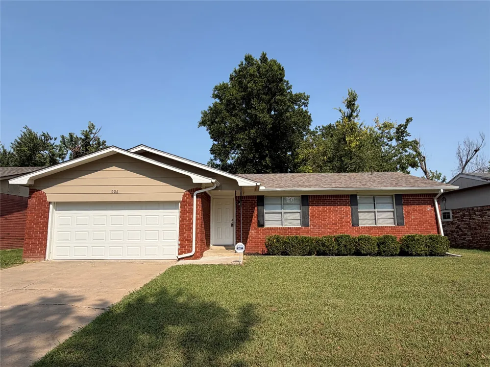 906 S Choctaw Place Claremore, OK 74017