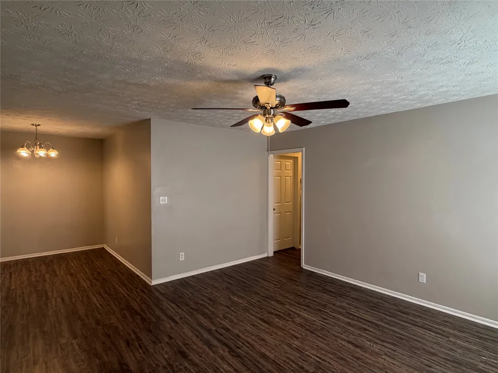 906 S Choctaw Place Claremore, OK 74017