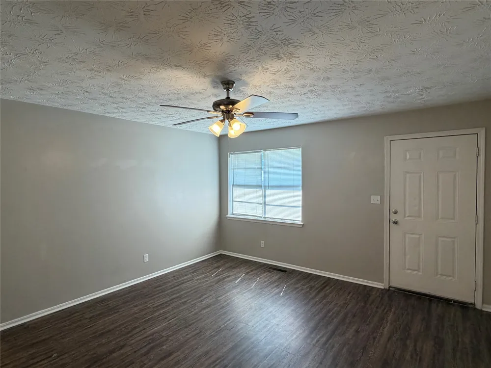 906 S Choctaw Place Claremore, OK 74017