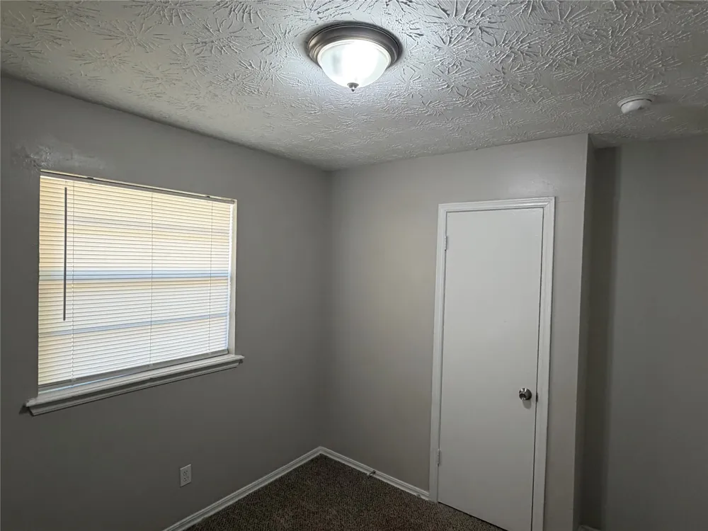 906 S Choctaw Place Claremore, OK 74017