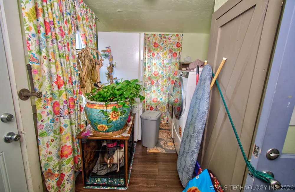 976 Summit Street Muskogee, OK 74403