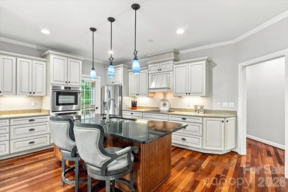 82 Wood Owl Court Hendersonville, NC 28791