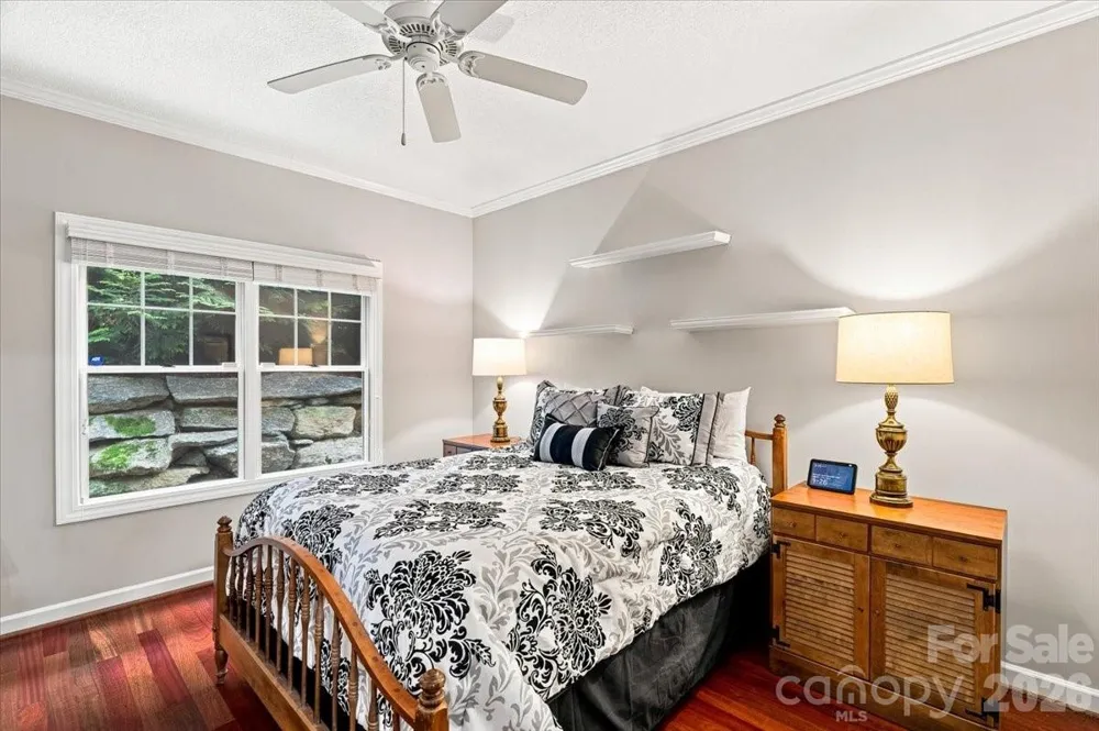 82 Wood Owl Court Hendersonville, NC 28791