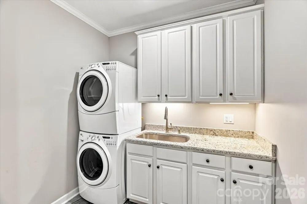 82 Wood Owl Court Hendersonville, NC 28791