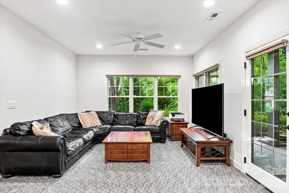82 Wood Owl Court Hendersonville, NC 28791