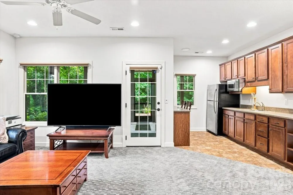 82 Wood Owl Court Hendersonville, NC 28791