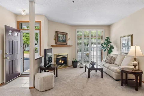 17904 Cobblestone Way #37
