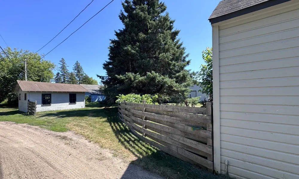 410 1st Street NW Aitkin, MN 56431