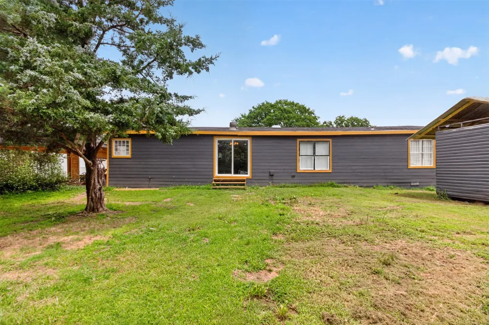 9238 Hays Circle Quinlan, TX 75474