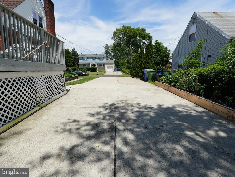 425 YALE AVENUE Cherry Hill, NJ 08002