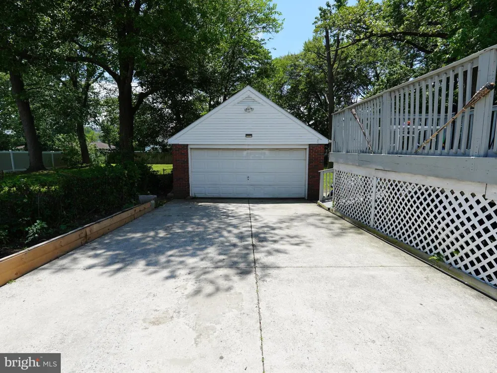 425 YALE AVENUE Cherry Hill, NJ 08002