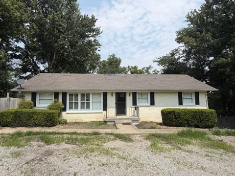 5707 Highway 100