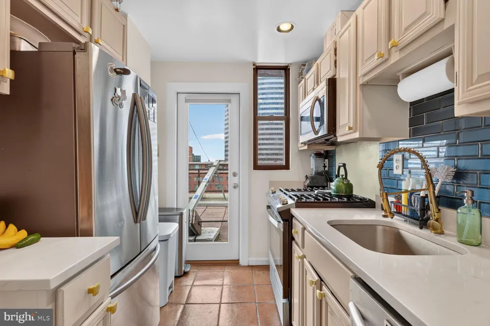 1111 ARLINGTON BOULEVARD #1007 Arlington, VA 22209
