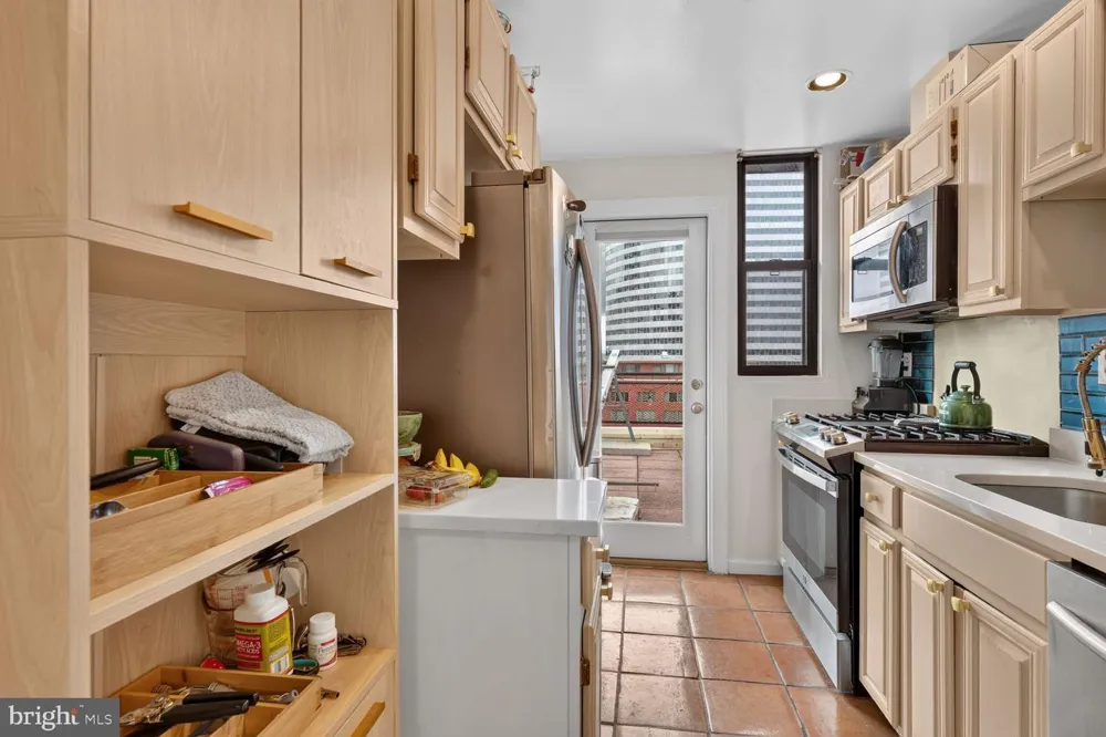 1111 ARLINGTON BOULEVARD #1007 Arlington, VA 22209