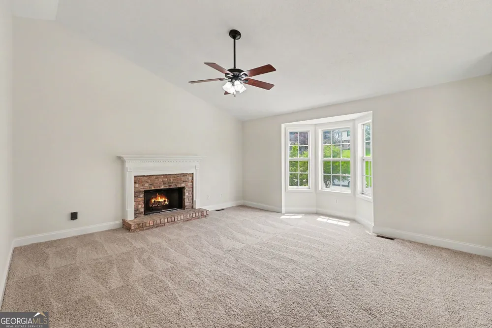 18 Broadlands DR White, GA 30184