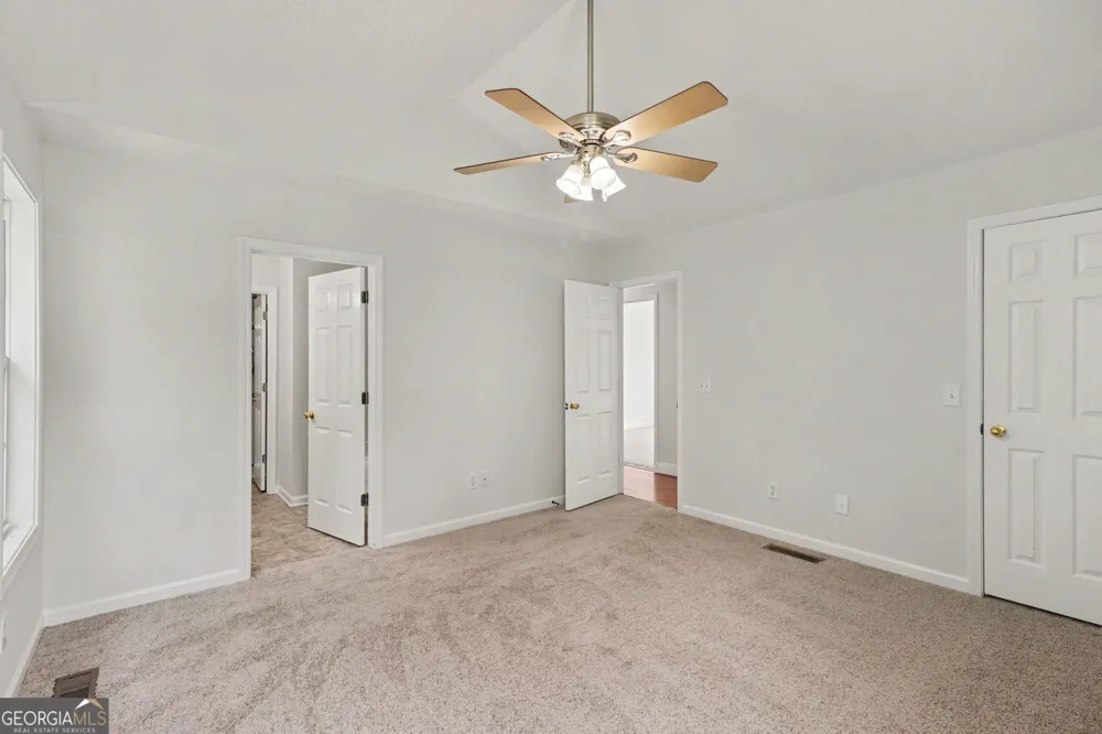 18 Broadlands DR White, GA 30184